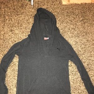 Large Women’s Puma hoodie